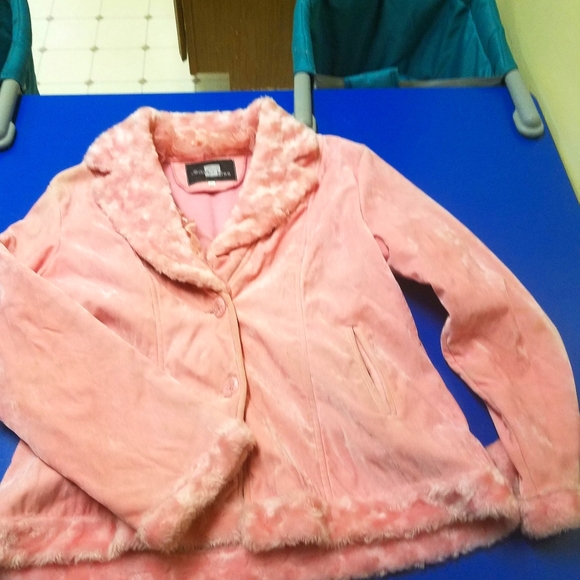 Jacket - Picture 1 of 1